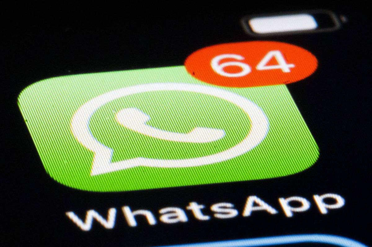 WhatsApp mit vielen Nachrichten aus WhatsApp-Gruppen