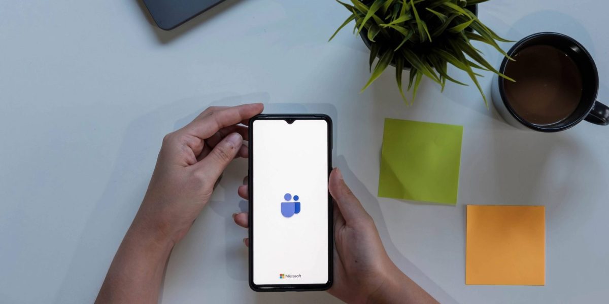 Smartphone mit MS Teams
