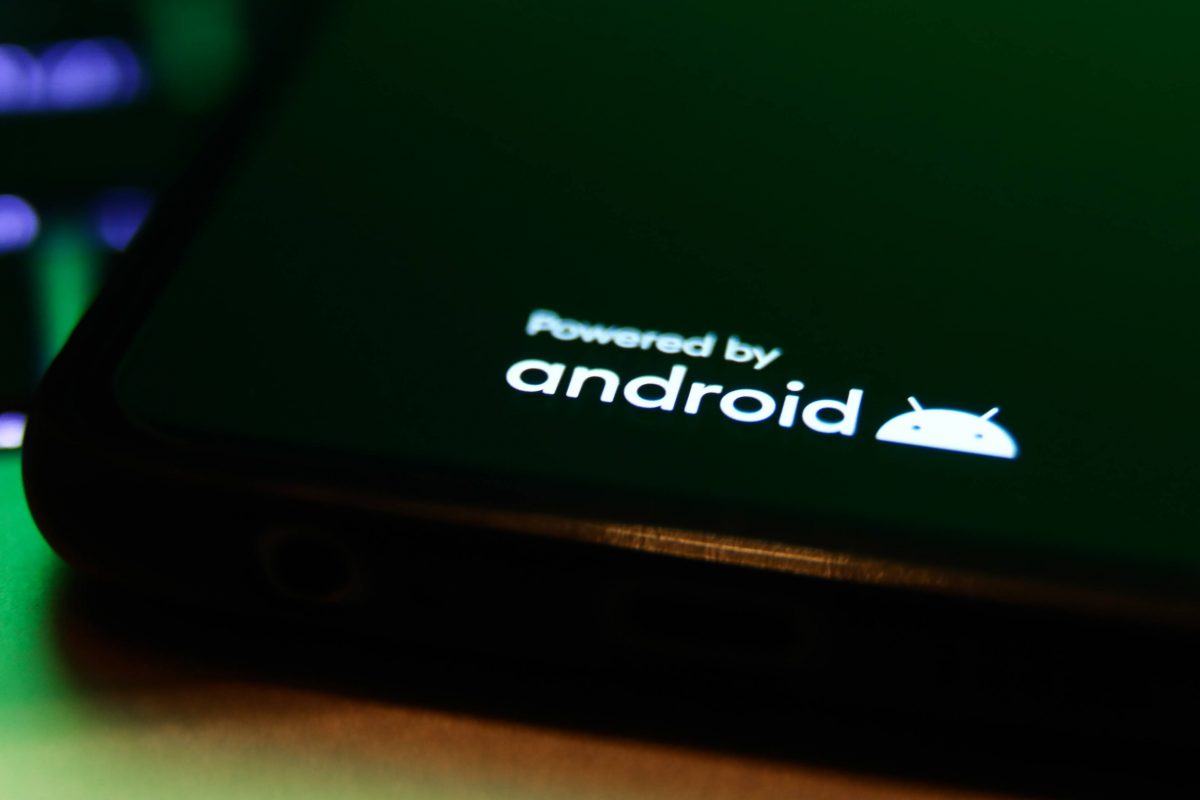 Android Logo auf Smartphone