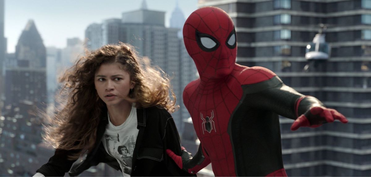 Zendaya als MJ und Tom Holland als Spider-Man.