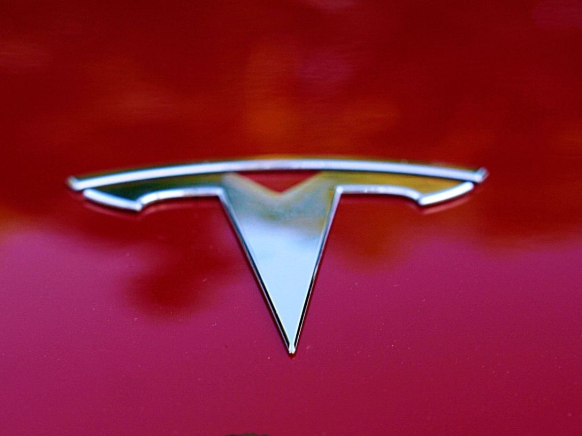 Tesla-Logo.