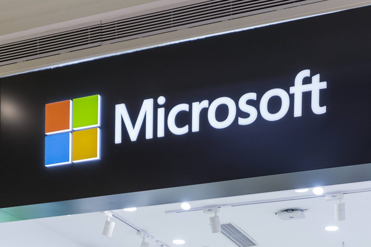 Microsoft Logo über einem Geschäft