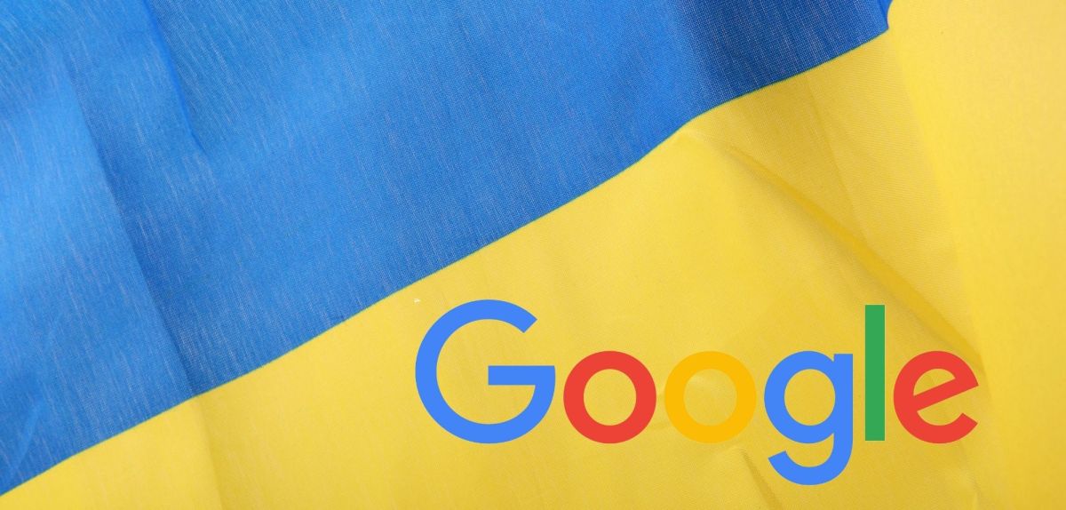 Ukraine-Flagge und Google-Logo.