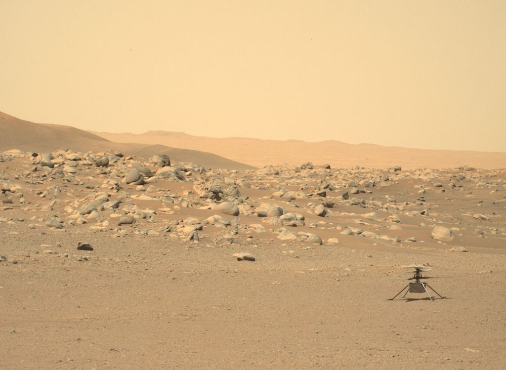 Drohne in Mars-Landschaft