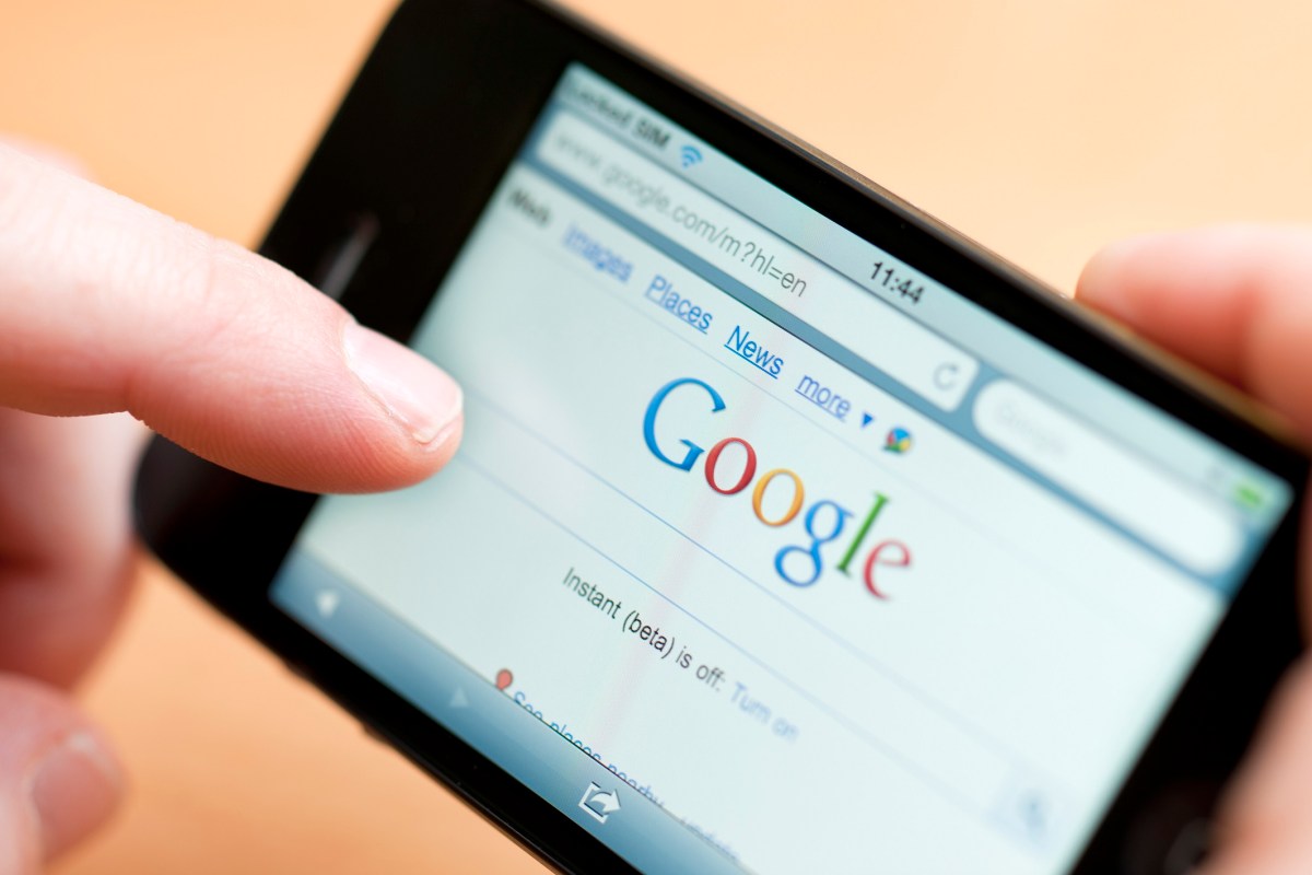 Smartphone Screen mit Google Interface