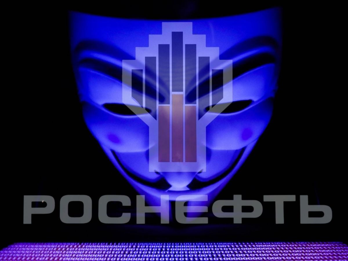 Anonymous-Maske und Rosneft-Logo.