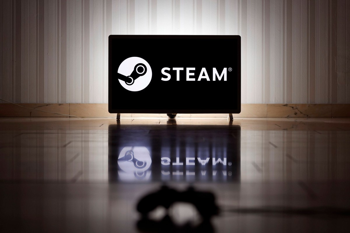 Das Logo der Internet-Spieleplattform Steam auf einem Bildschirm, im Vordergrund ein Gaming-Controller. Steam ist eine I
