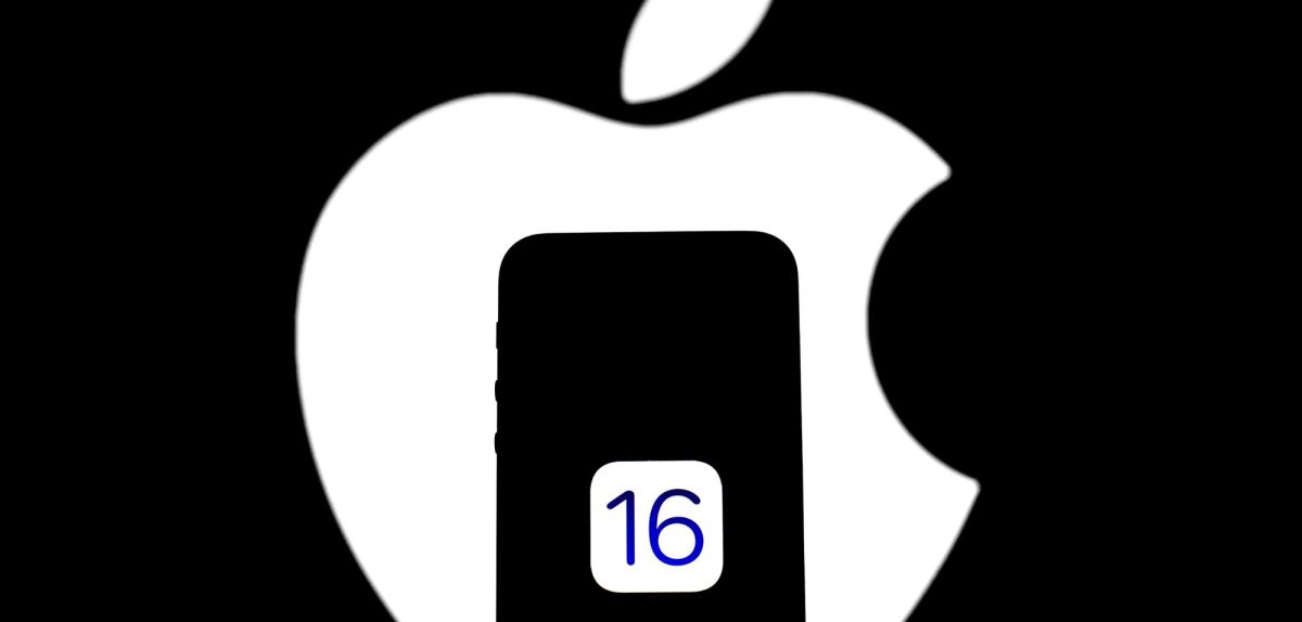 iOS 16 Logo auf iPhone