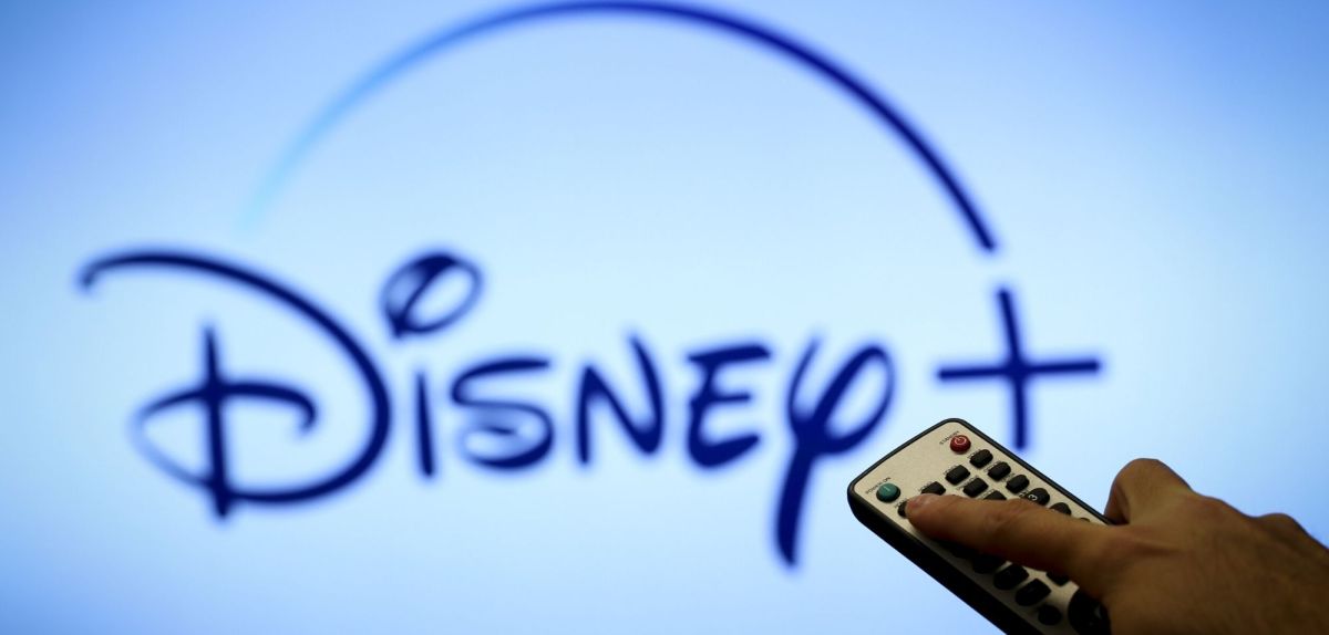 Disney Plus-Logo auf TV-Screen