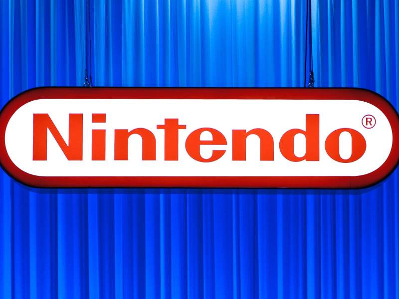 Nintendo Logo vor Vorhang