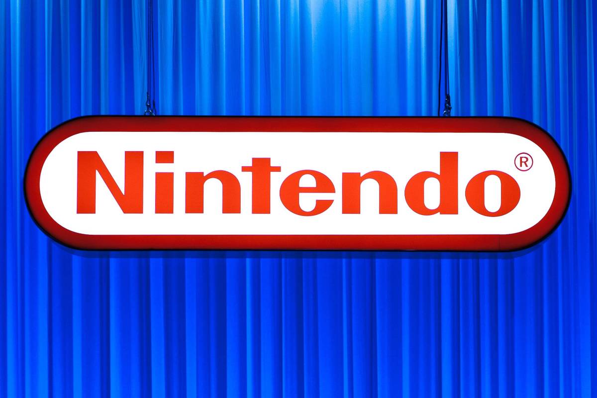 Nintendo Logo vor Vorhang