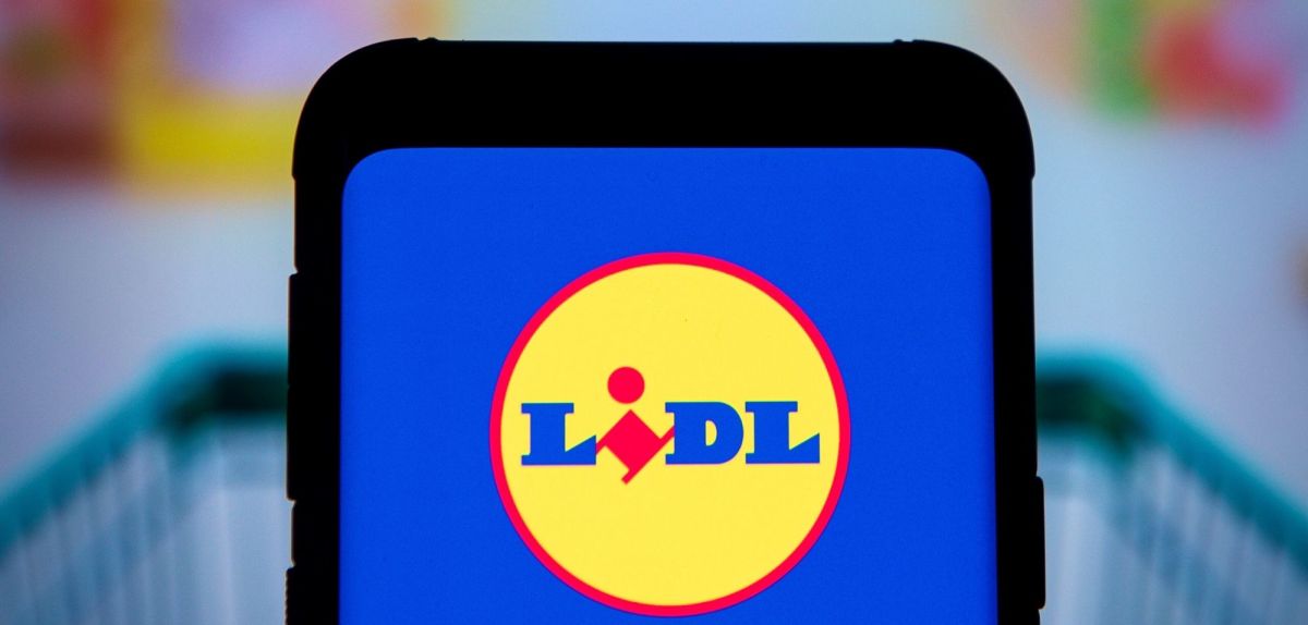 Smartphone mit Lidl-Logo