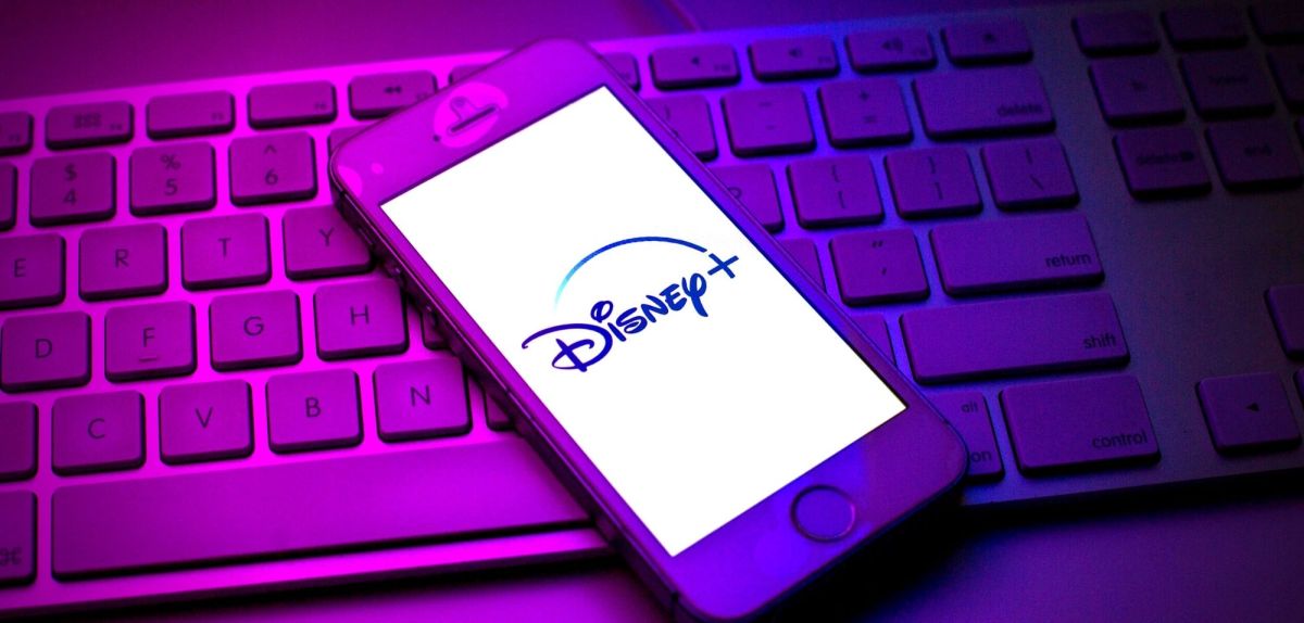 Disney Plus Logo auf dem Smartphone