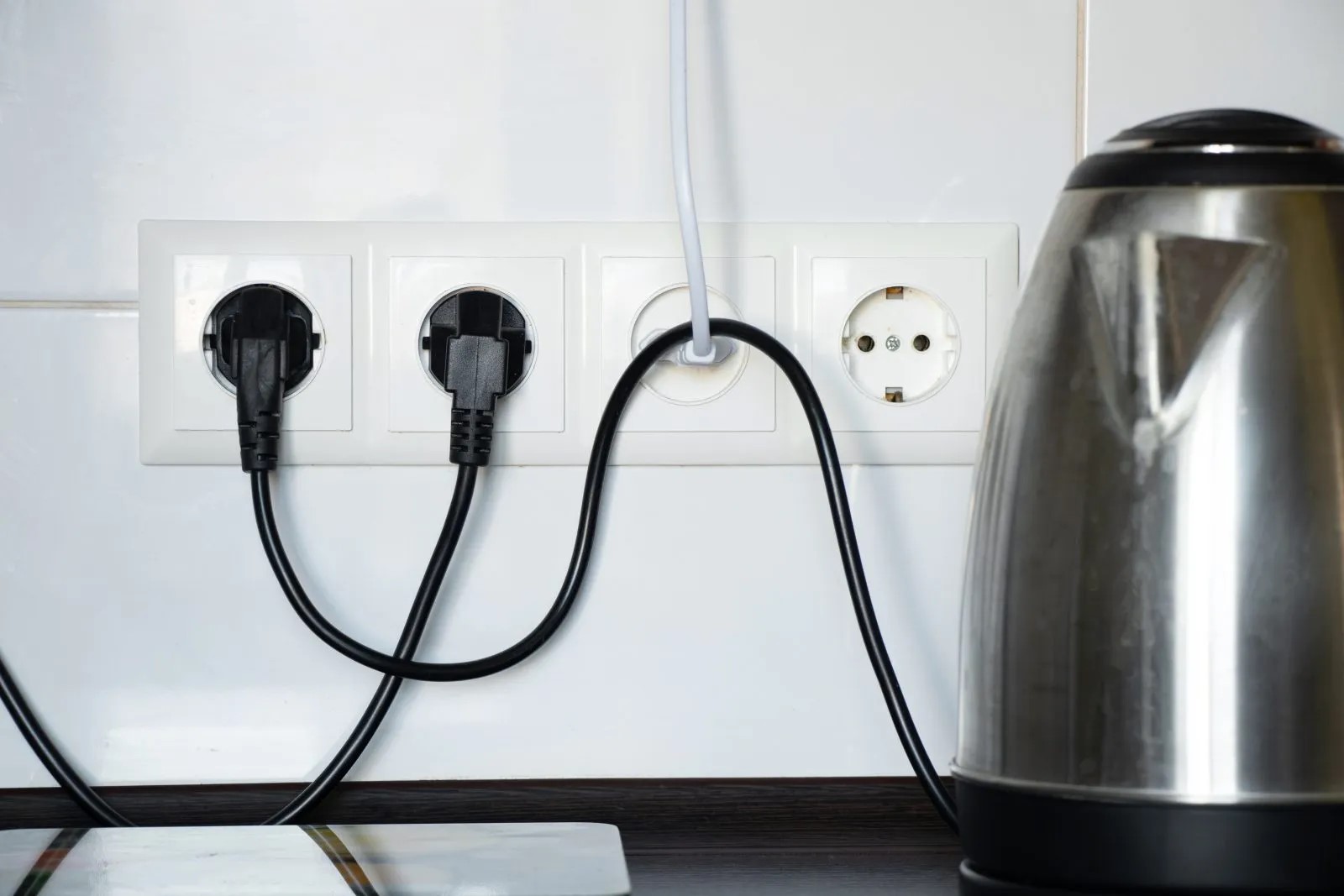 Elektrogeräte Hier sollten Nutzer nie den Stecker ziehen Futurezone