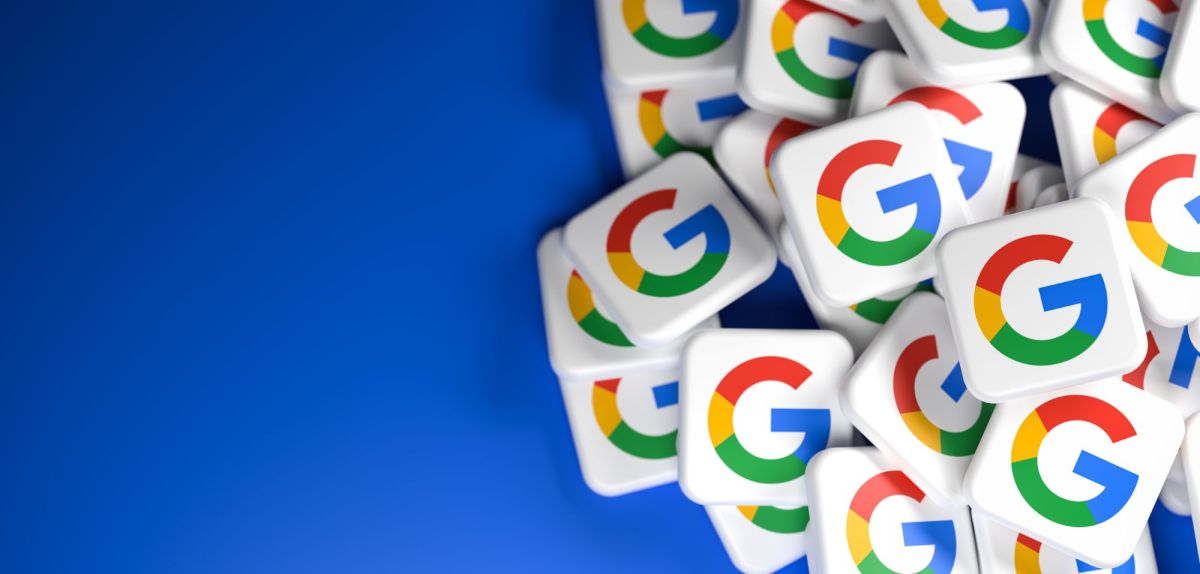 Das Google-Logo auf mehreren Buttons.