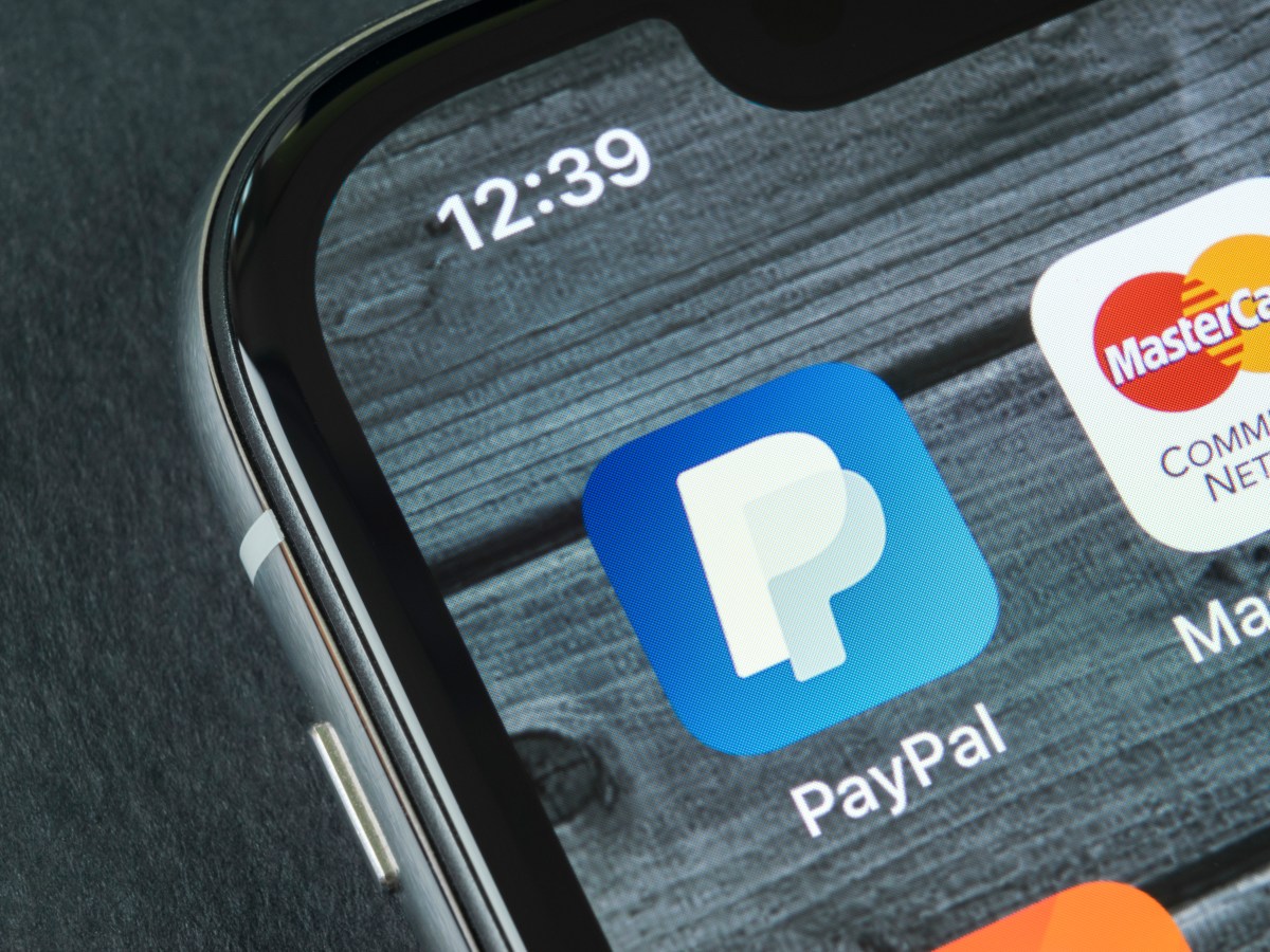PayPal-Logo auf dem Smartphone