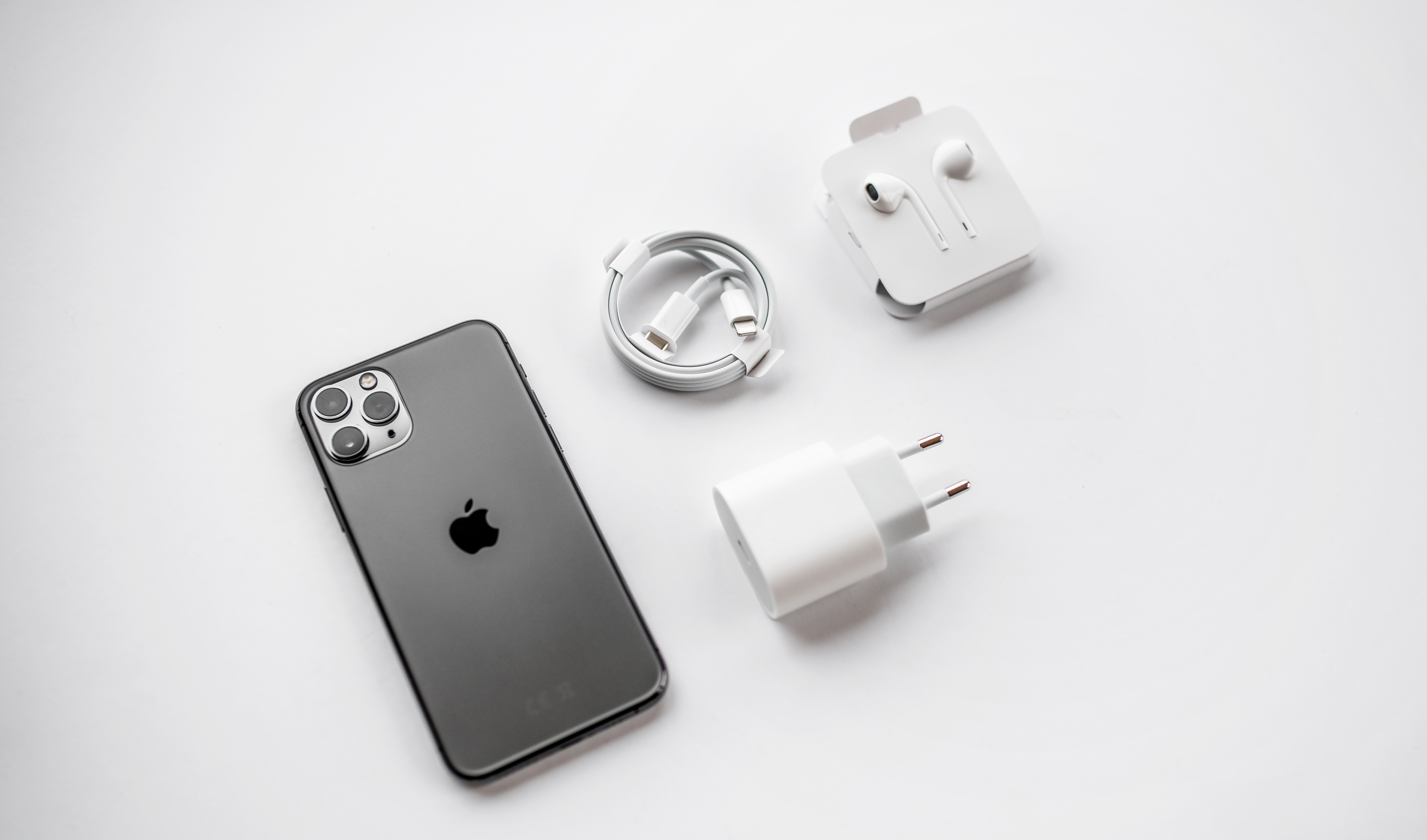 iPhone 14-Zubehör: 3 Gadgets im Überblick -2023 - Futurezone