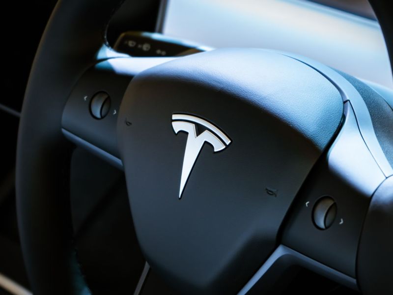Tesla Lenkrad