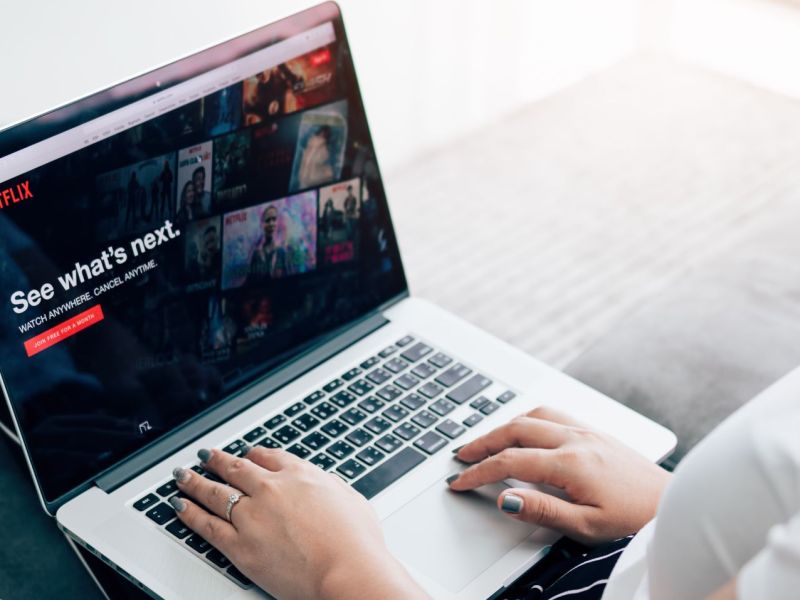 Netflix-Anwendung auf dem Laptop