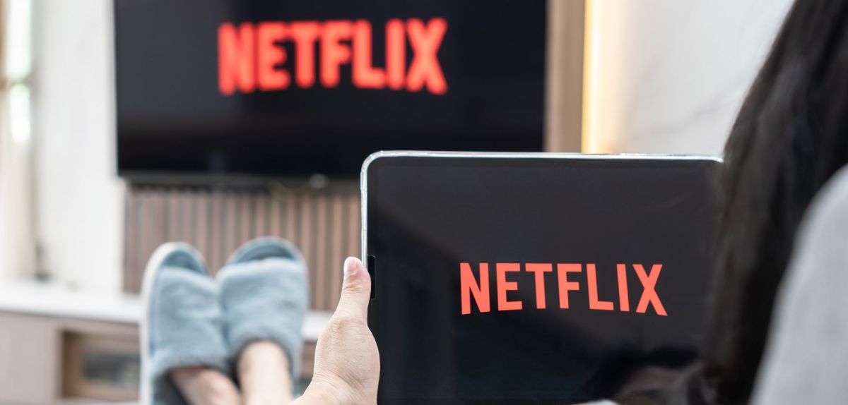 Netflix auf Tablet und Fernseher