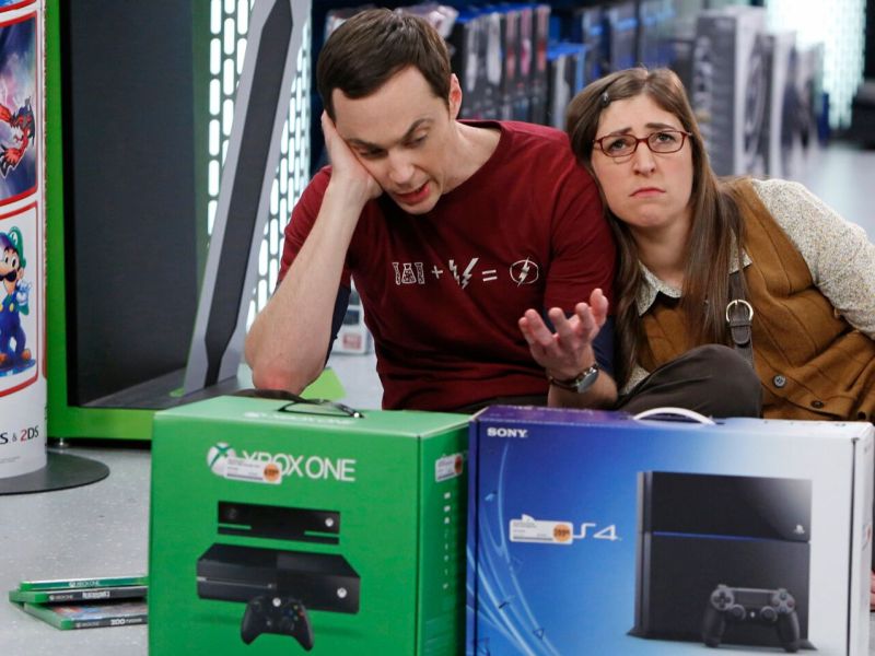 Szene aus "The Big Bang Theory" mit Jim Parsons und Mayim Bialik als Sheldon und Amy.