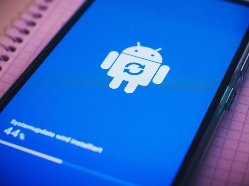 Android-Update auf einem Smartphone