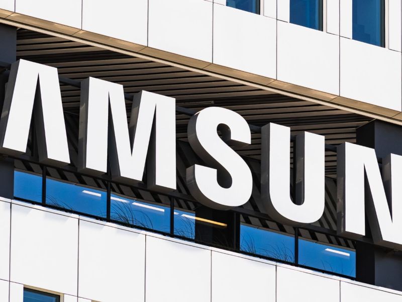 Samsung-Logo an einem Gebäude