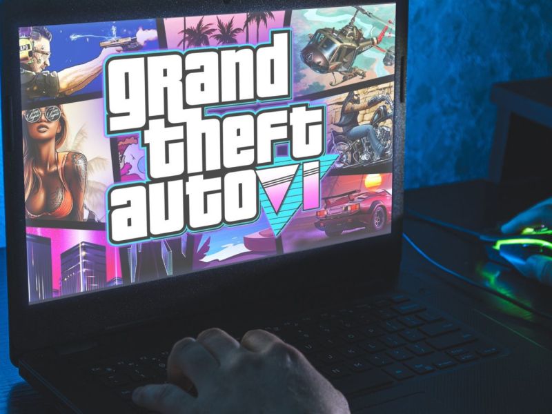 Inoffizielles "GTA 6"-Artwork auf einem Laptop-Bildschirm.