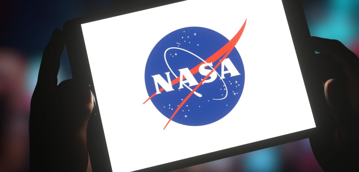 NASA Logo auf einem Tablet