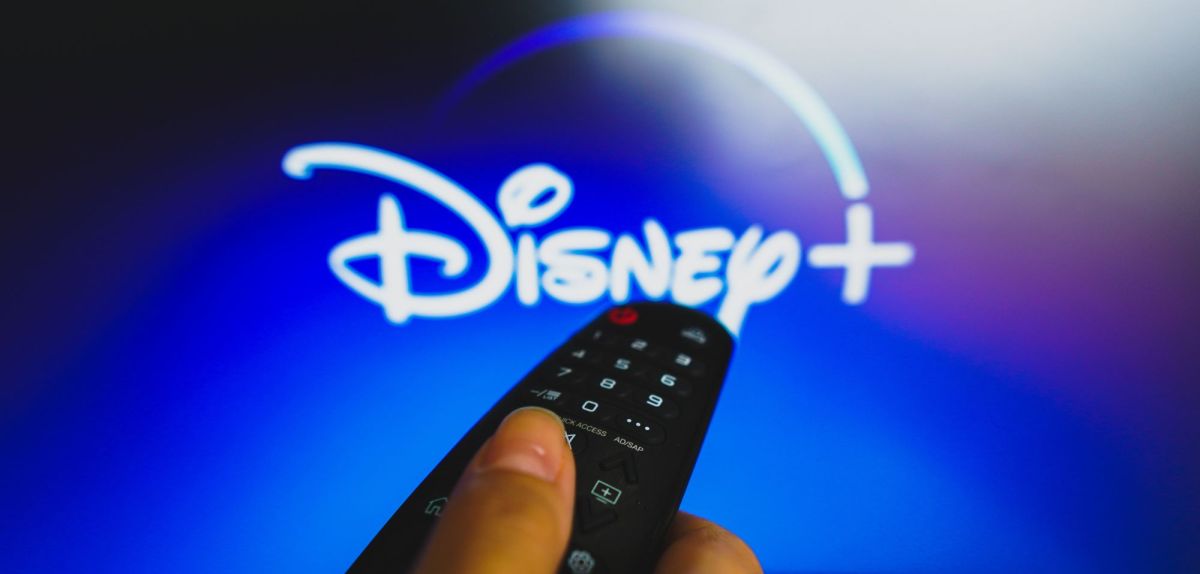 Disney Plus Logo auf dem TV