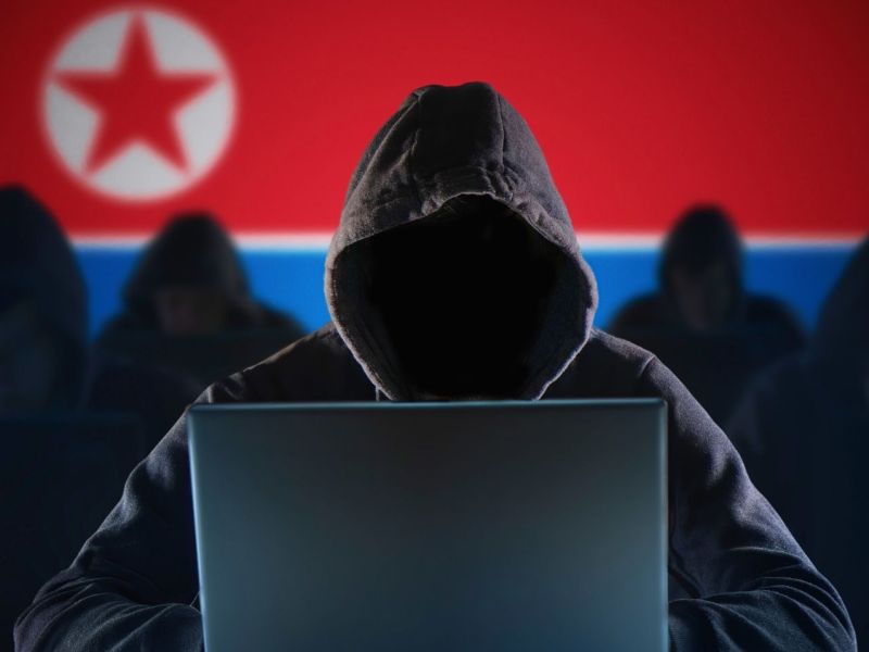 Nordkorea Flagg und verschiedene Hacker