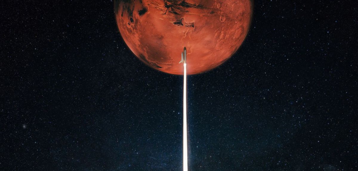 Rakete auf der Reise zum Mars