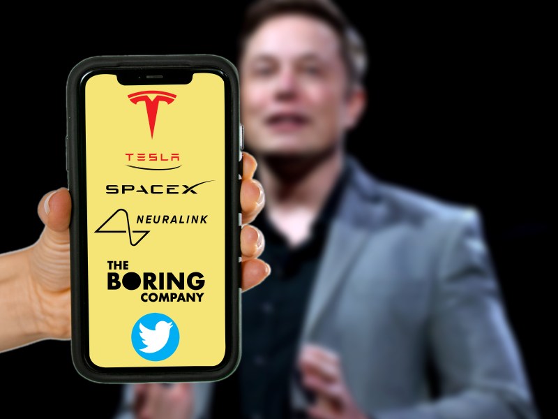 Elon Musk und Firmenlogos