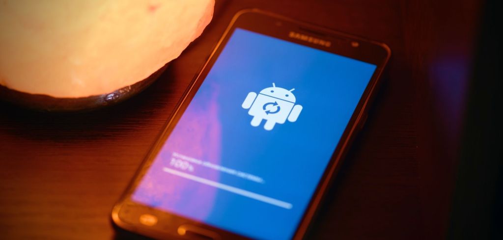 Android 14: Bekommt dein Handy das Update? Prüfe es jetzt
