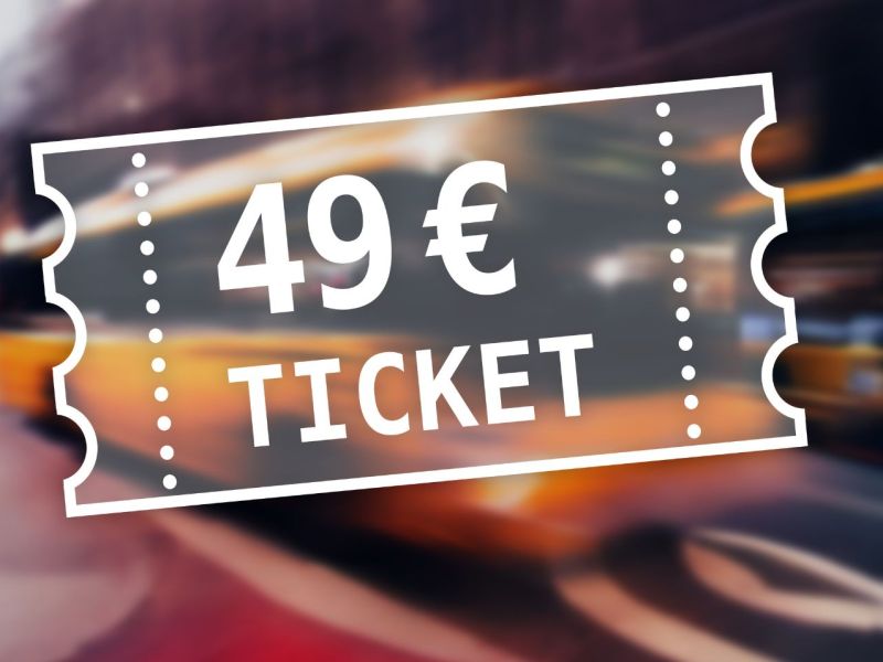 49 Euro Ticket Schriftzug