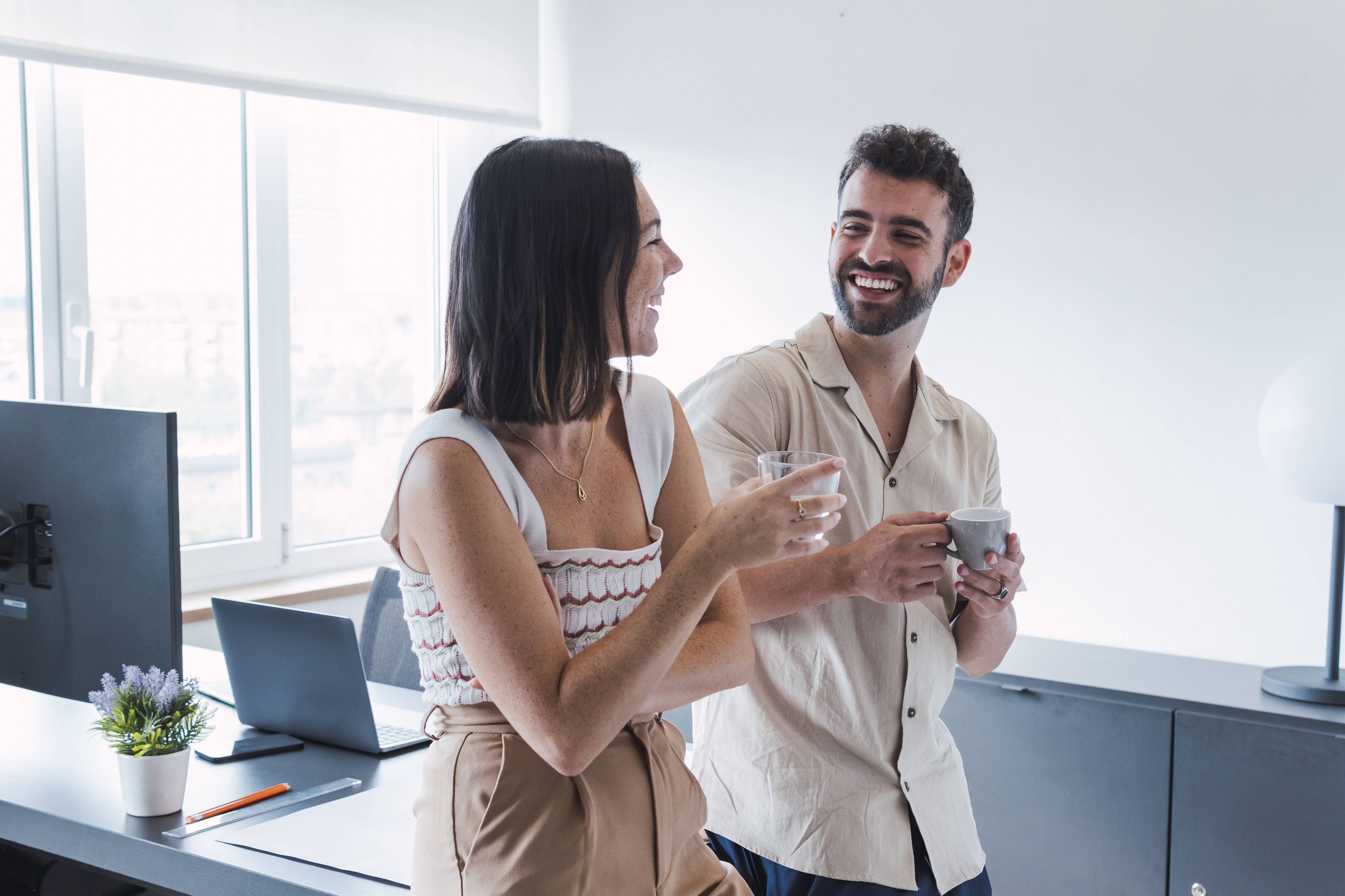 Darf der Arbeitgeber verbieten, über das Gehalt zu sprechen? Futurezone