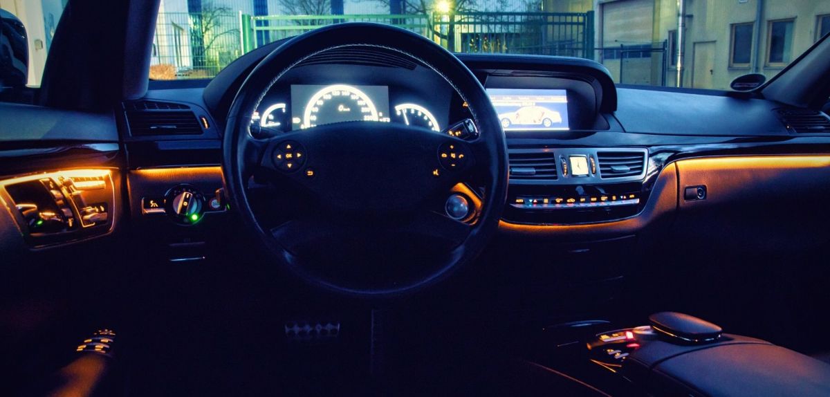 LED-Streifen in einem Auto