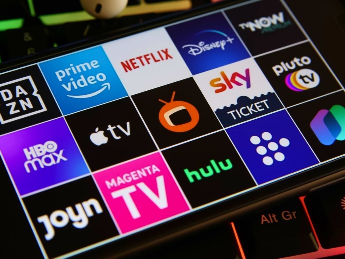 Statt streaming: Mit diesem Tipp spart ein Mann über 200 Euro – und das jedes Jahr