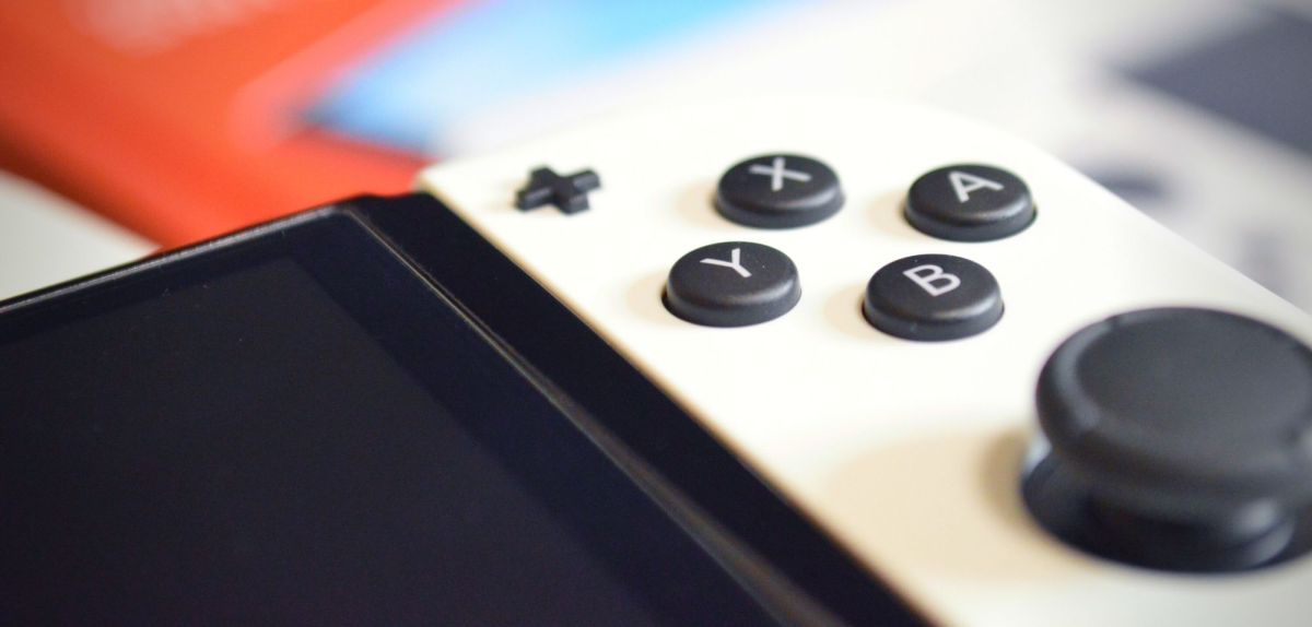 Nintendo Switch OLED in weiÃŸ