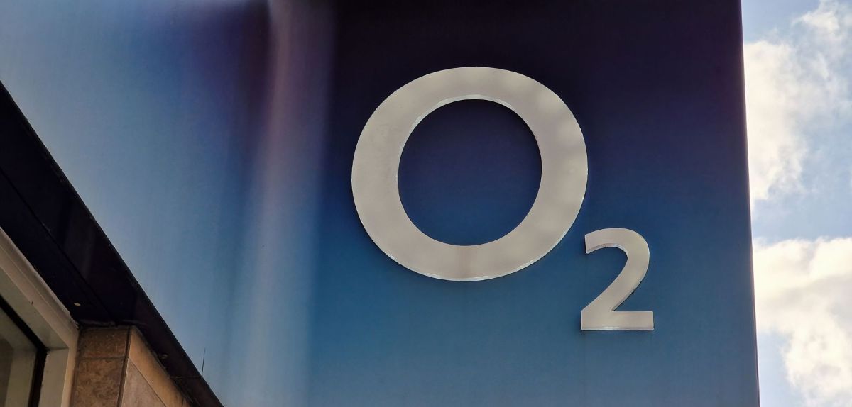 o2 Logo an Geschäft