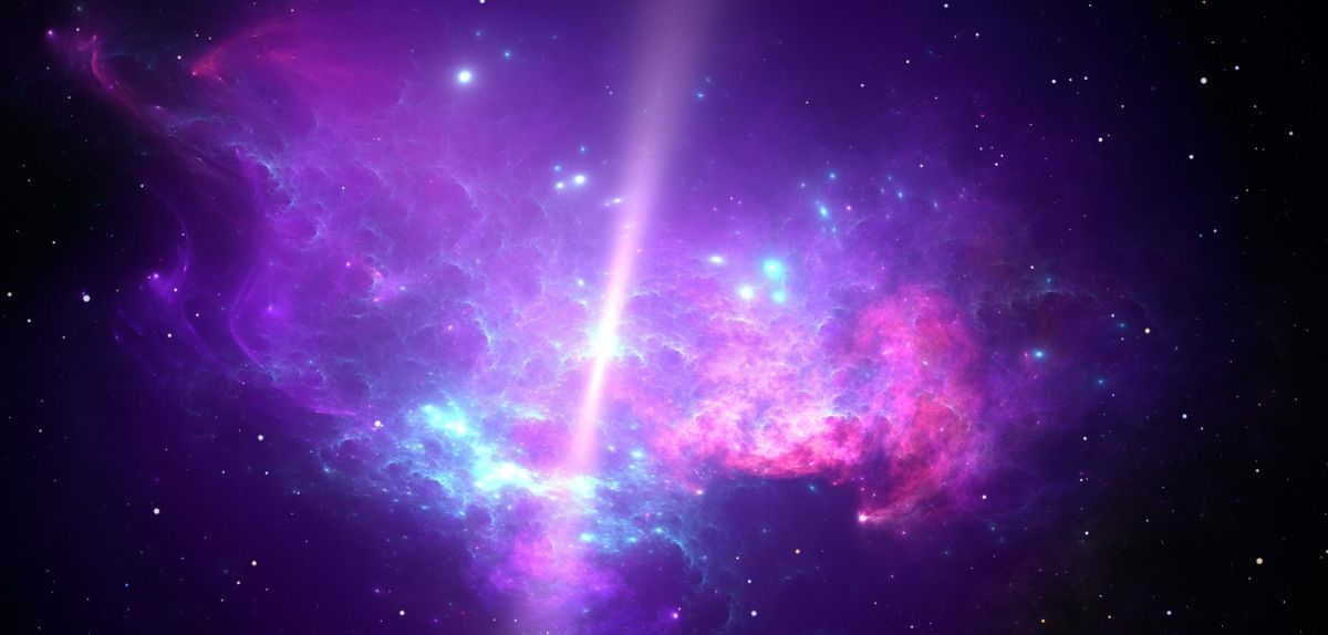 Pulsar in einem violetten Nebel
