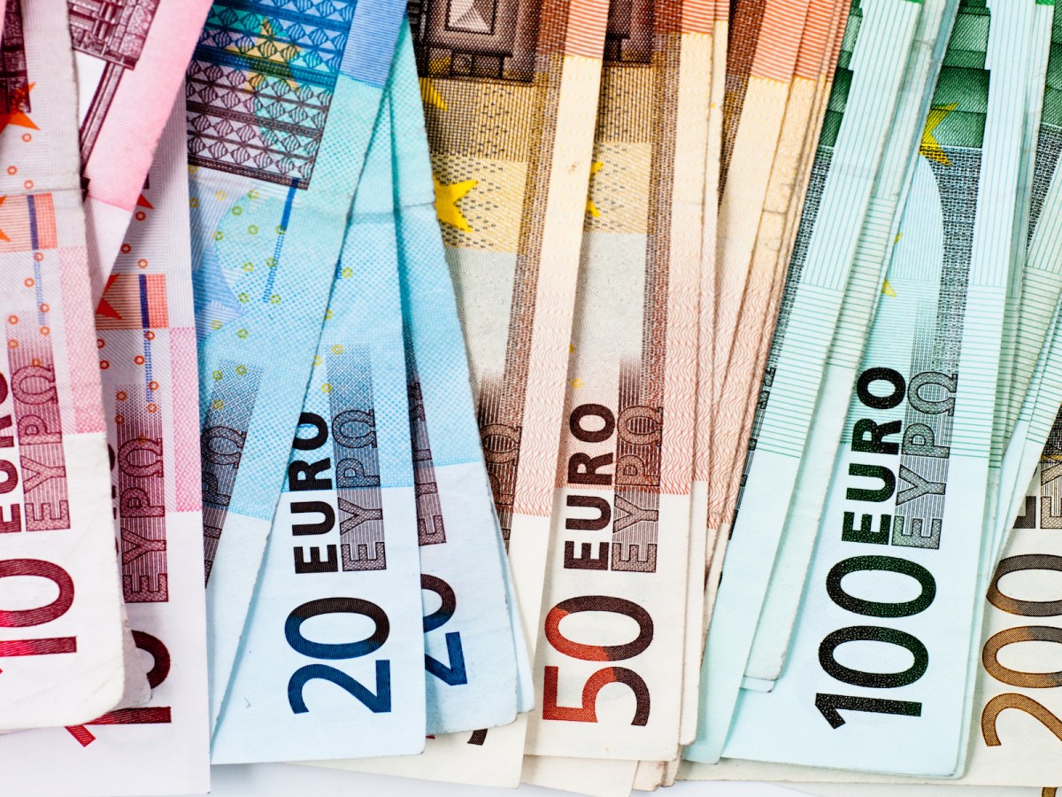 Einkommen in Deutschland: Wie viele Menschen verdienen 100.000 Euro?