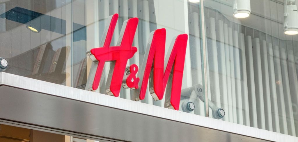 Online-Shopping bei H&M: Dafür fallen jetzt extra Gebühren an