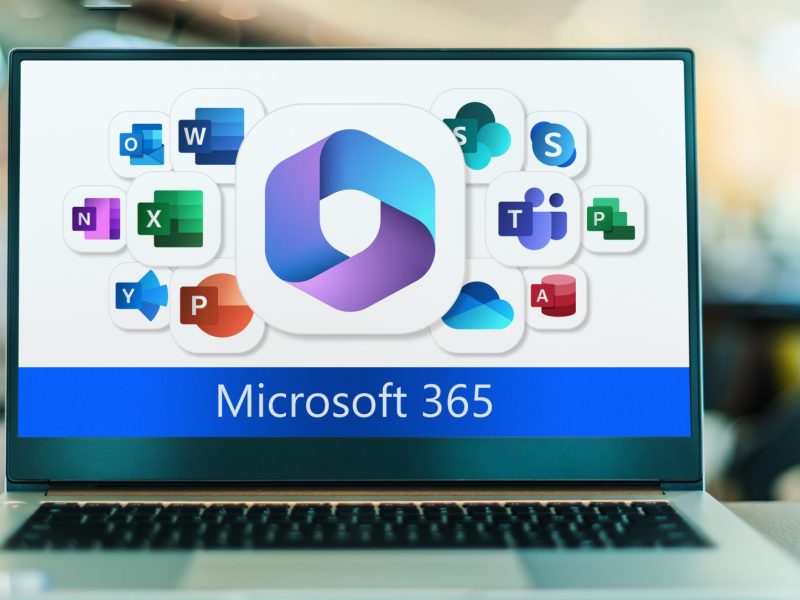 Ein Laptop mit Microsoft 365.
