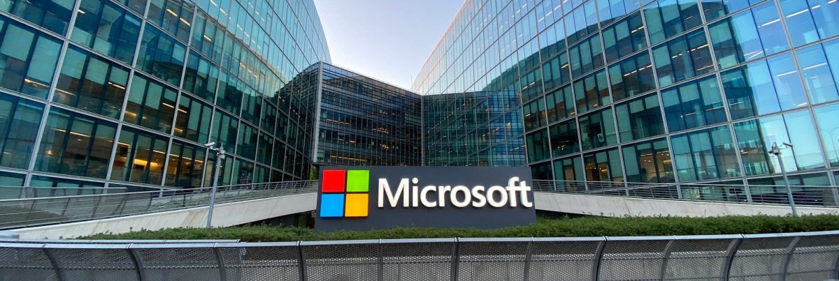 Außenansicht des Microsoft Hauptquartiers in Frankreich.