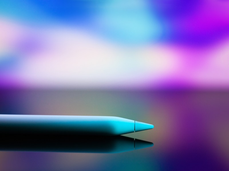 Apple Pencil vor einem Bunten hintergrund