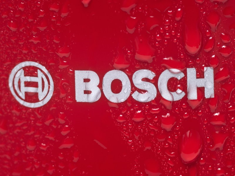 Bosch-Logo auf rotem Grund