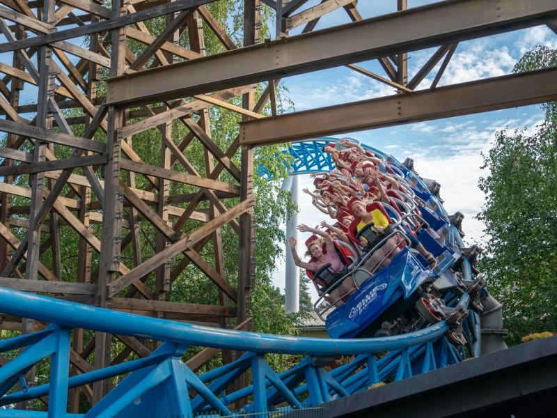 Achterbahn im Europa-Park Erlebnis-Resort.