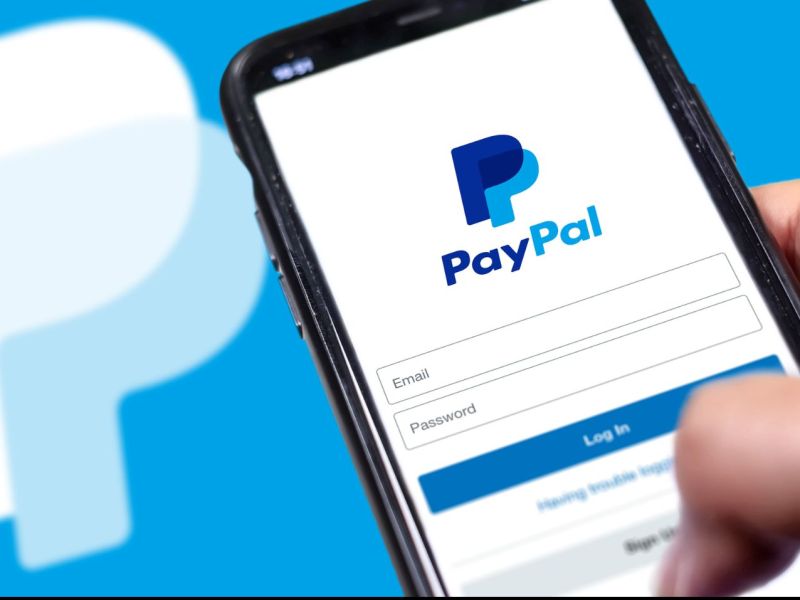 PayPal Logo auf dem Handy
