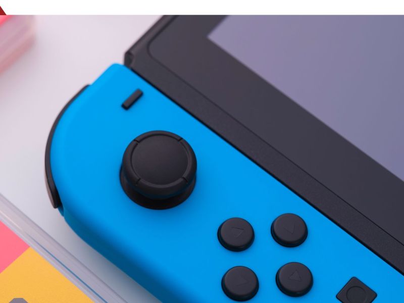 Nintendo Switch auf weißem Grund